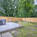 Home With Hot Tub Less Than 2 Mi To Downtown Richmond!